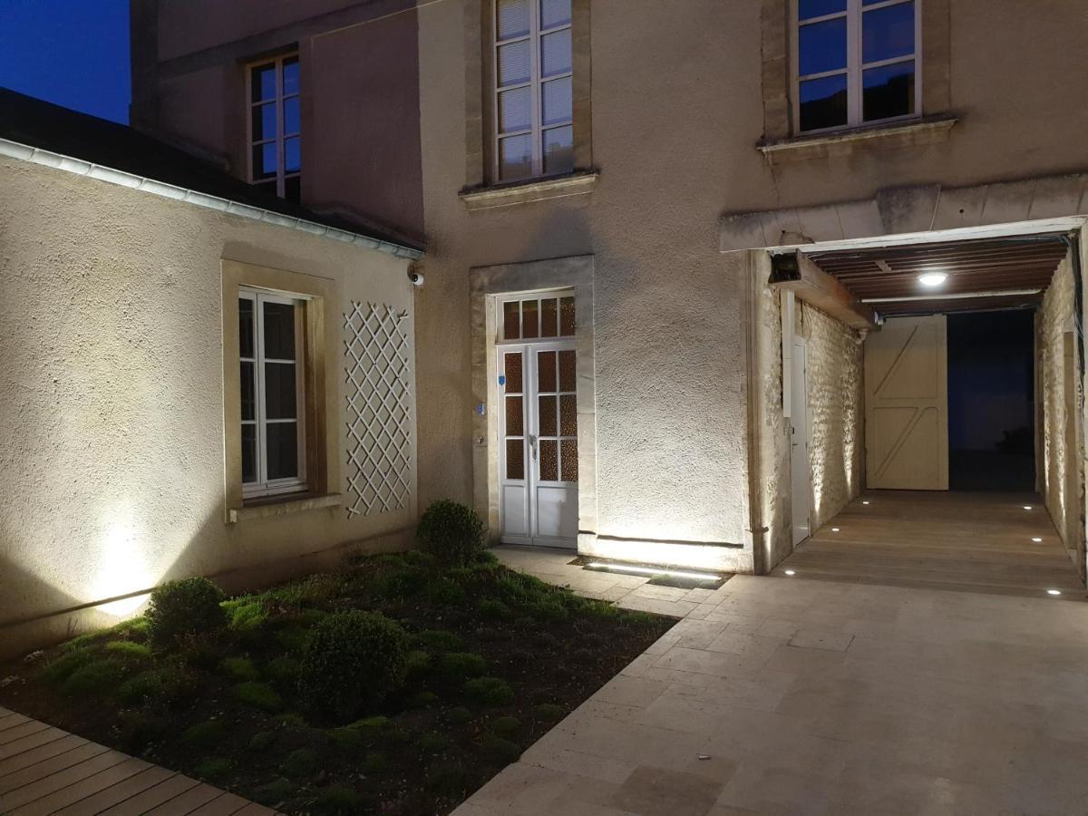 Au Loup Historic Appart hôtel Bayeux